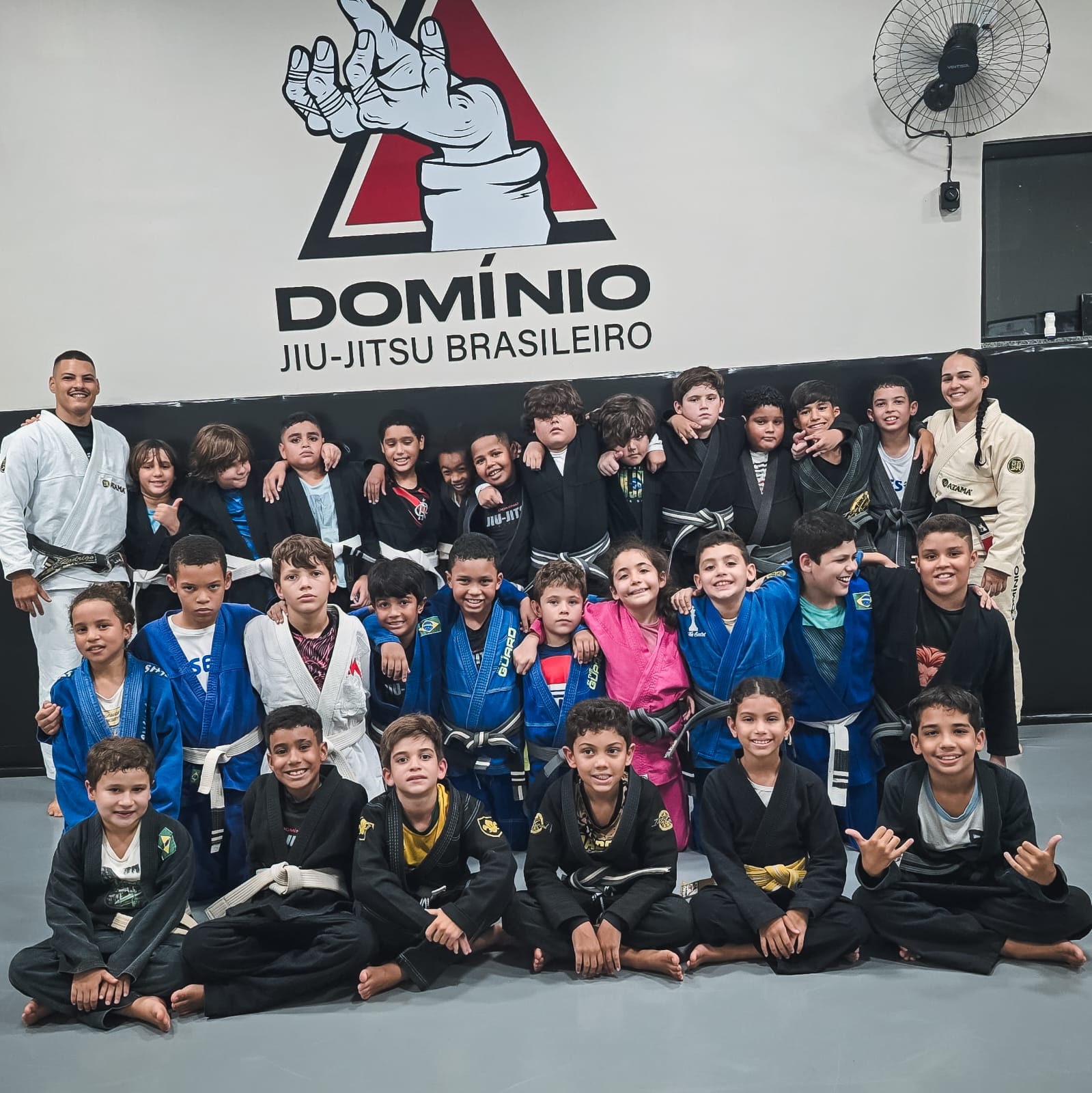 Kids 2 - 8 a 11 anos